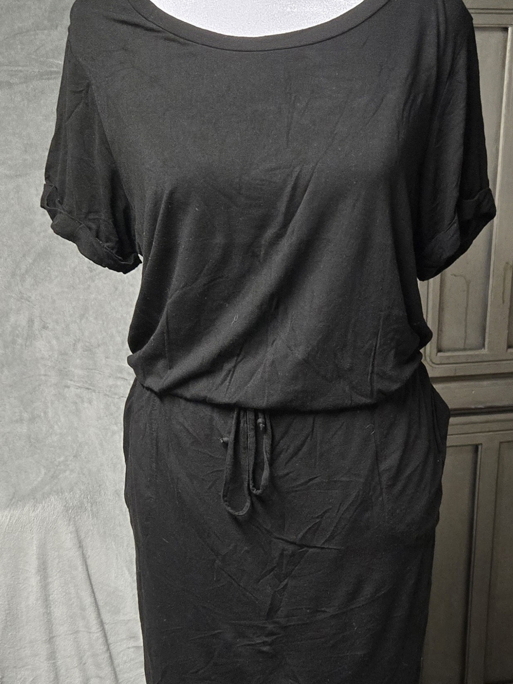 Black Short Sleeve Drawstring Waist Tunic Dress